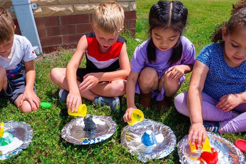 Students make volcanoes